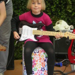 Clara beim Sommerfest der Musikerfabrik am 6.September 2009