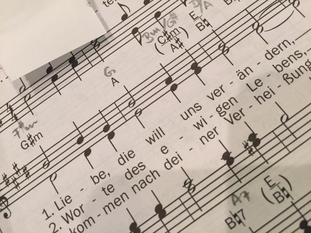 Alles was du wissen musst zu Noten Akkorden und Melodien