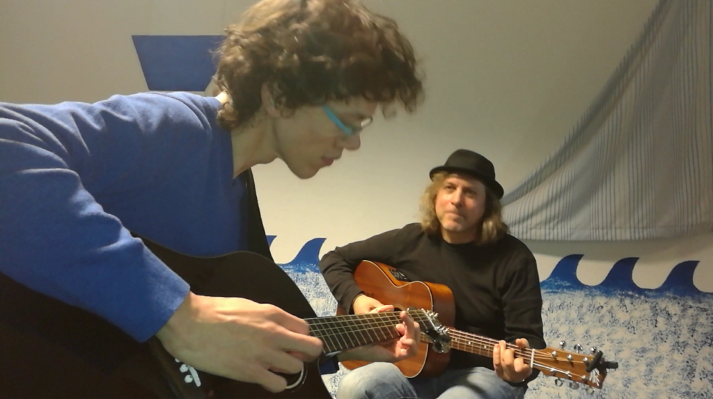 Hannes spielt Oh Susanna mit Frank Kroll