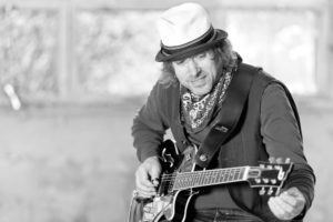 Gitarrenkurs für Anfänger mit Frank Kroll